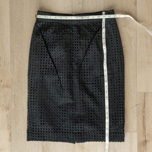Black Halogen Perforated Pencil Skirt size 8 - Picture 7 of 9